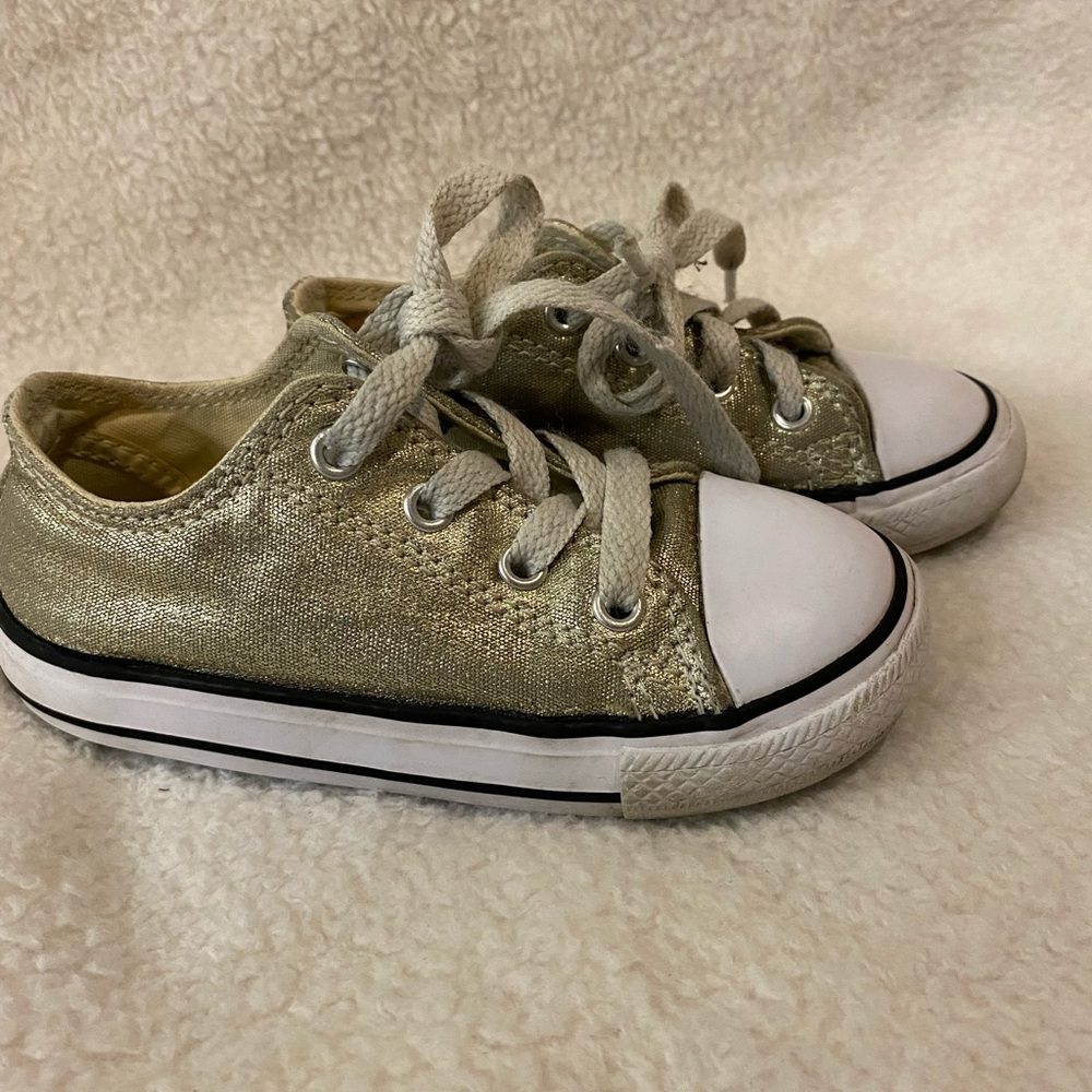 Gold Converse